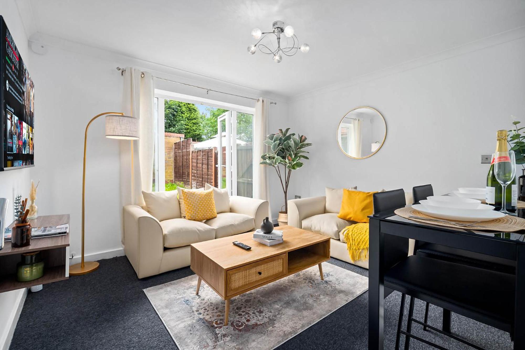 2 Bedroom House - Garden & Parking 2Gm - Wifi Birmingham Exterior foto