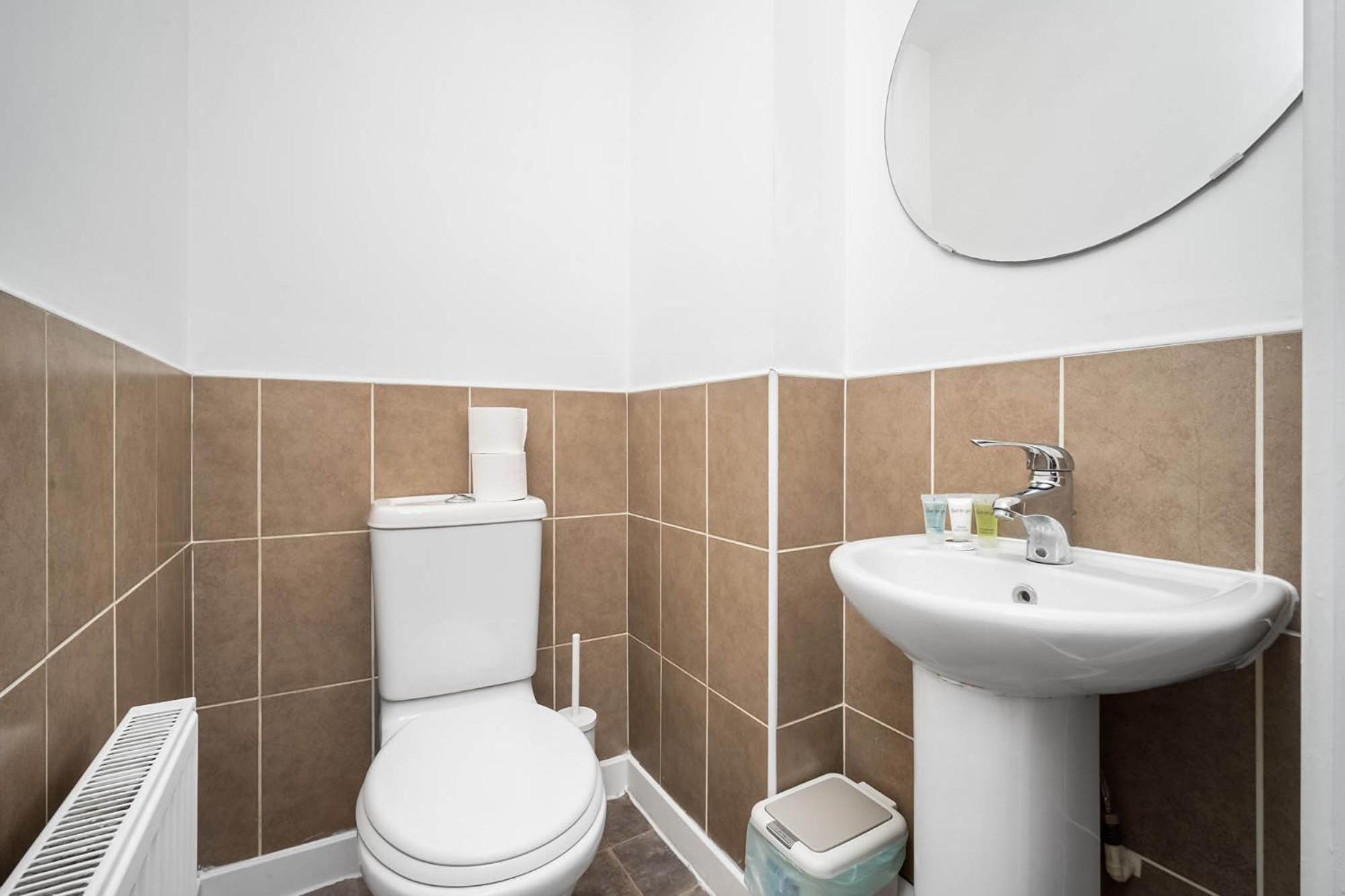 2 Bedroom House - Garden & Parking 2Gm - Wifi Birmingham Exterior foto
